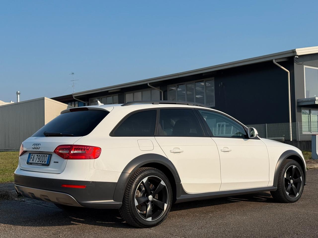 Audi A4 allroad A4 IV 2012 Allroad Quattro 2.0 tdi 190cv s-tronic