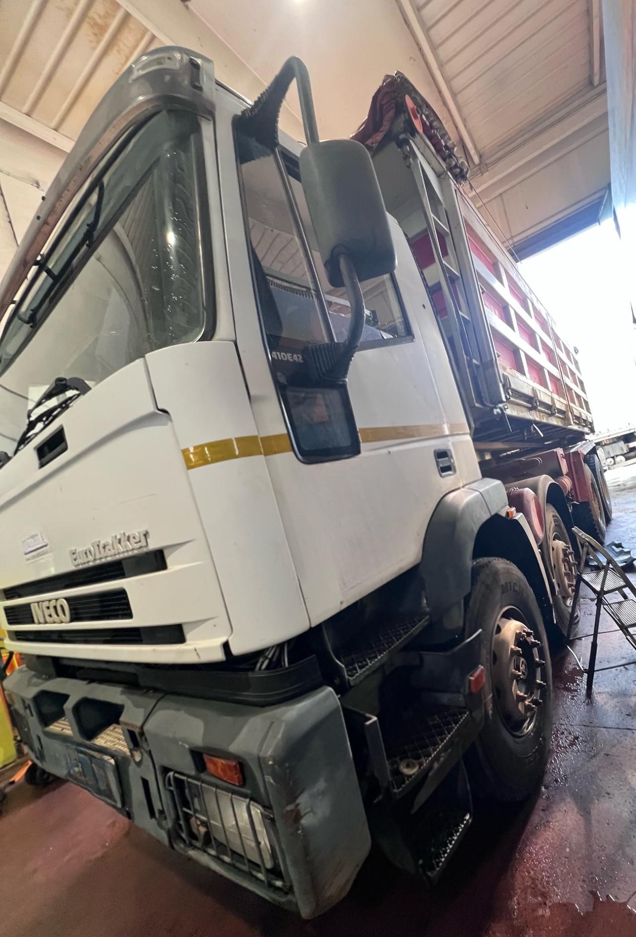 Iveco EuroTrakker 410E 42 ribaltabile 4 assi