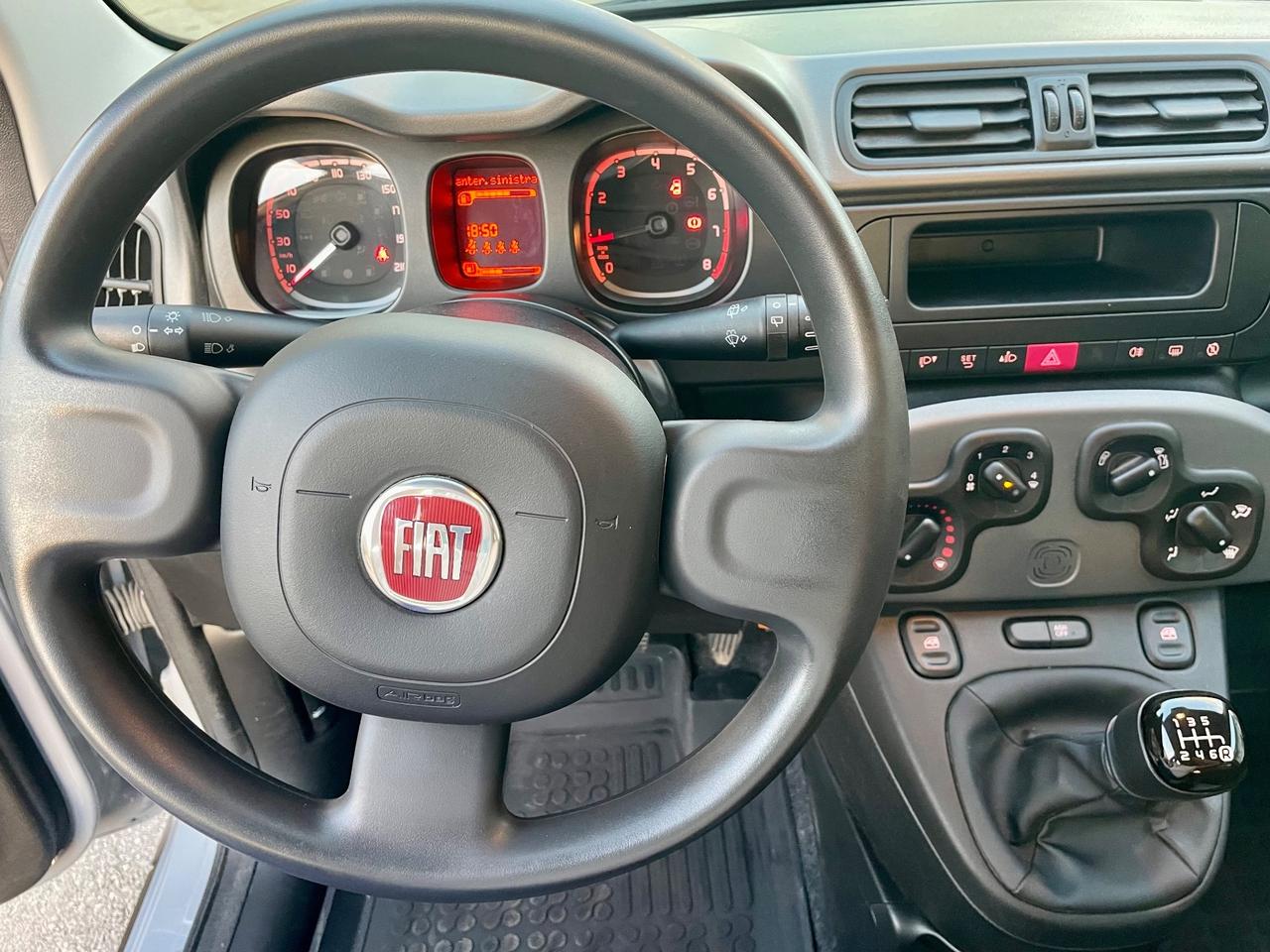 Fiat Panda 1.0 FireFly S&S Hybrid Red