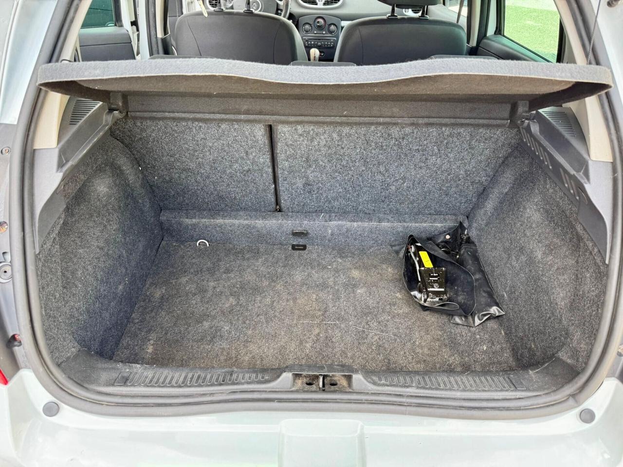 Renault Clio 1.2 GPL 5porte neopatentati uniproprietario