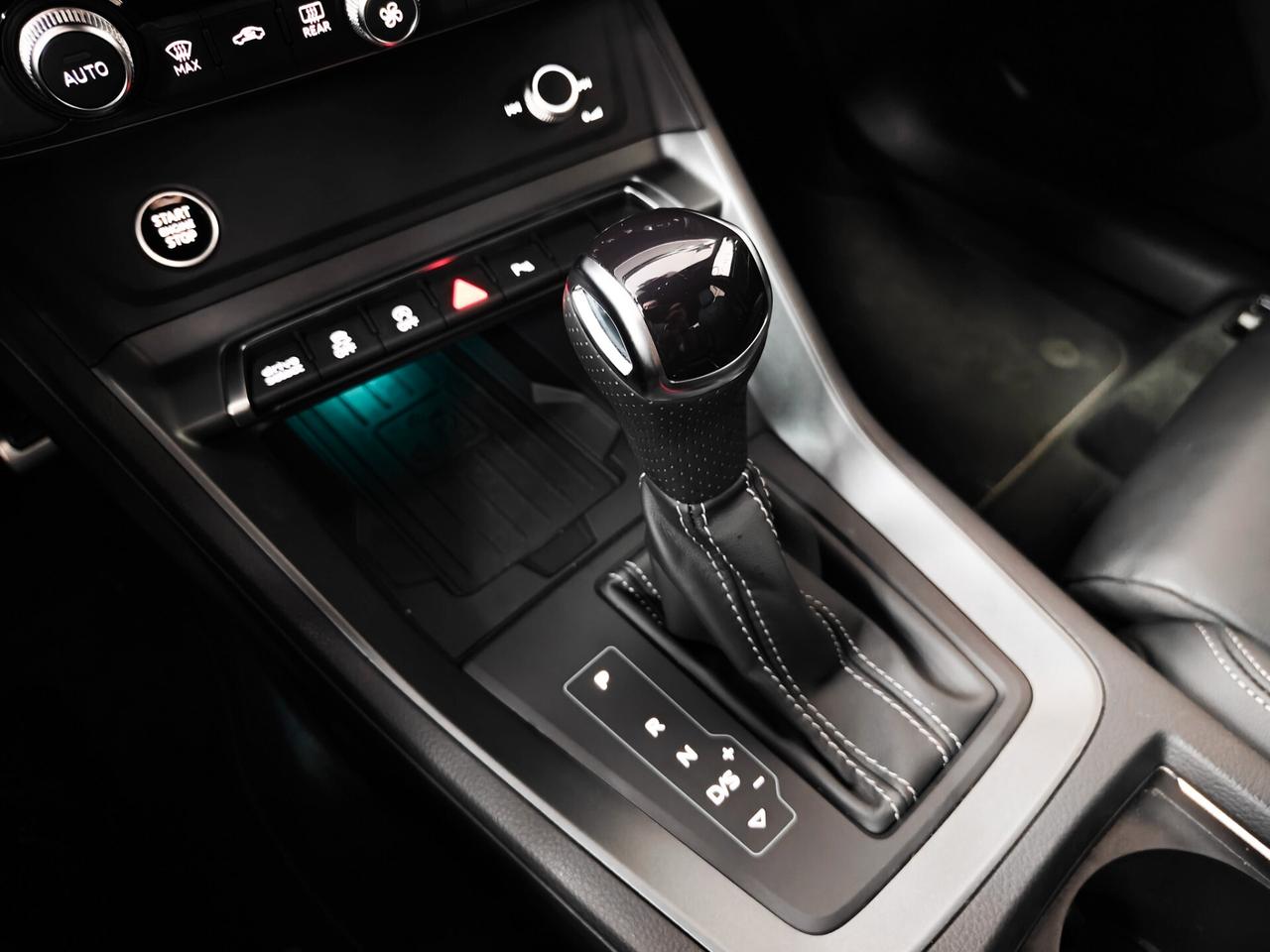 Audi Q3 SPB 35 TDI S tronic Identity Black S-Line