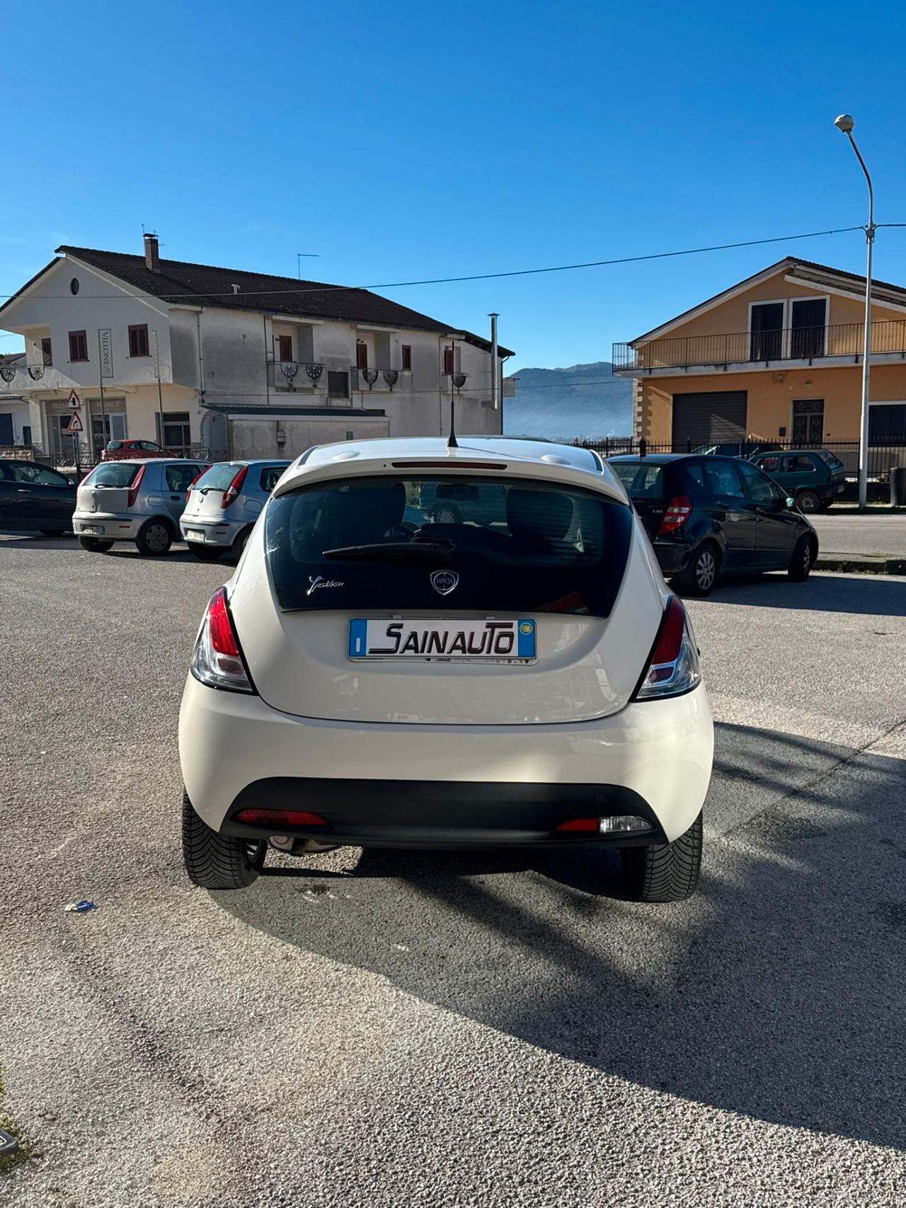 Lancia Ypsilon 1.2 69 CV 5 porte GPL Ecochic Gold
