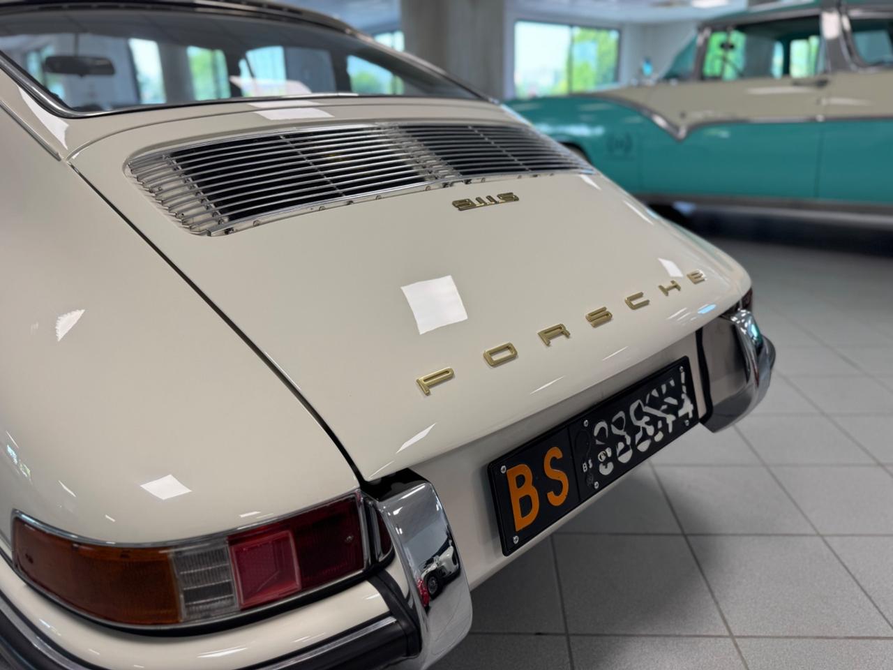 Porsche 911 2.0S SWB Coupe