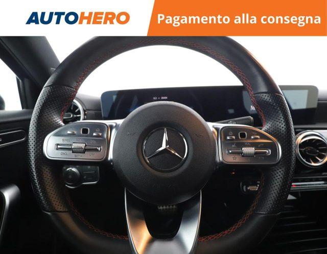 MERCEDES-BENZ A 200 d Automatic Premium