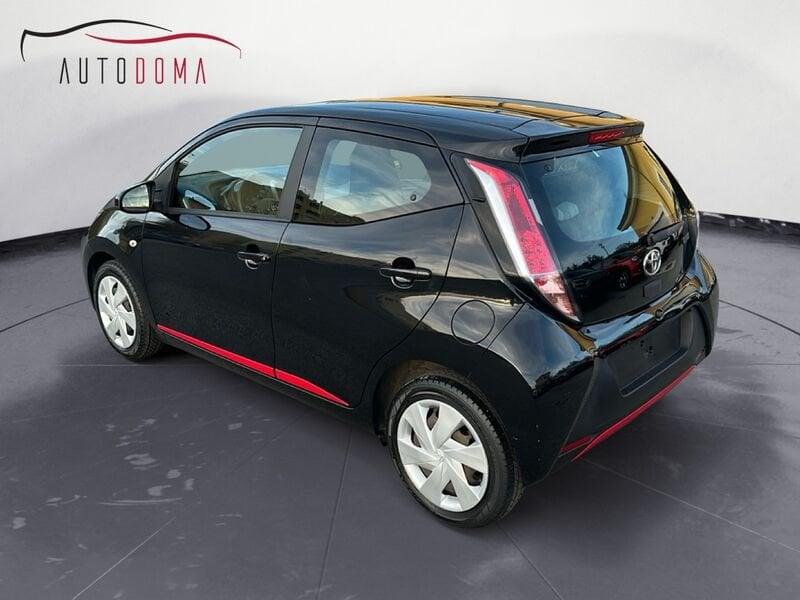Toyota Aygo Aygo 1.0 VVT-i 69 CV 5 porte x-wave