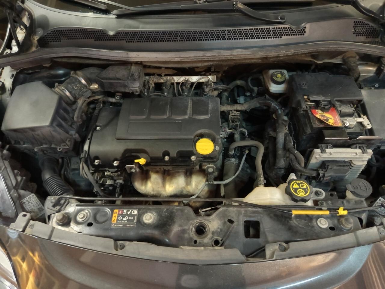 Opel Corsa 1.4 90CV GPL Tech 5 porte Innovation