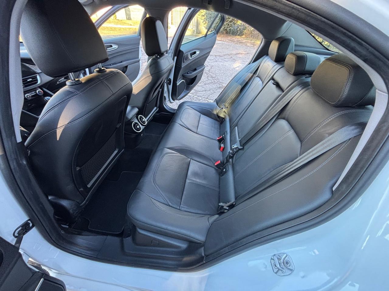 Alfa Romeo Giulia VELOCE Q4 206KW