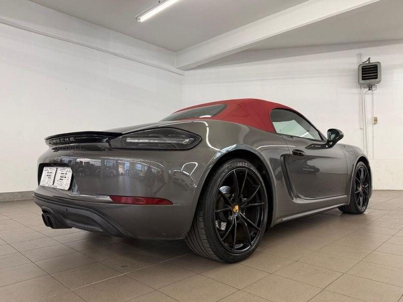 Porsche 718 2.0 Boxster