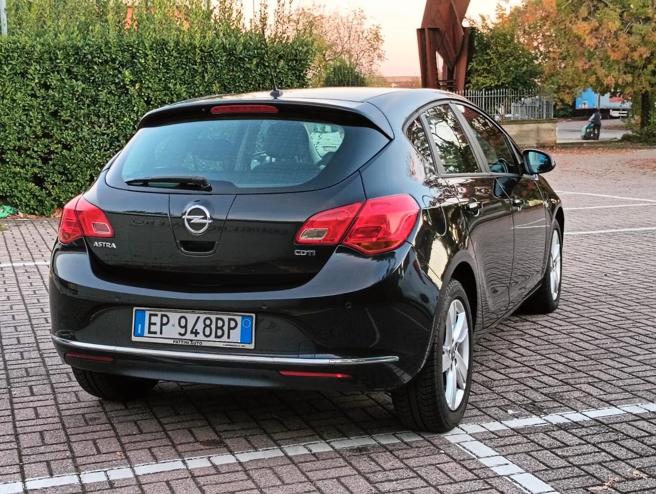 Opel Astra 1.7 CDTI 130CV EcoFLEX S&S 5 porte Cosmo..CELL 320 147 1147 WUATSAPP