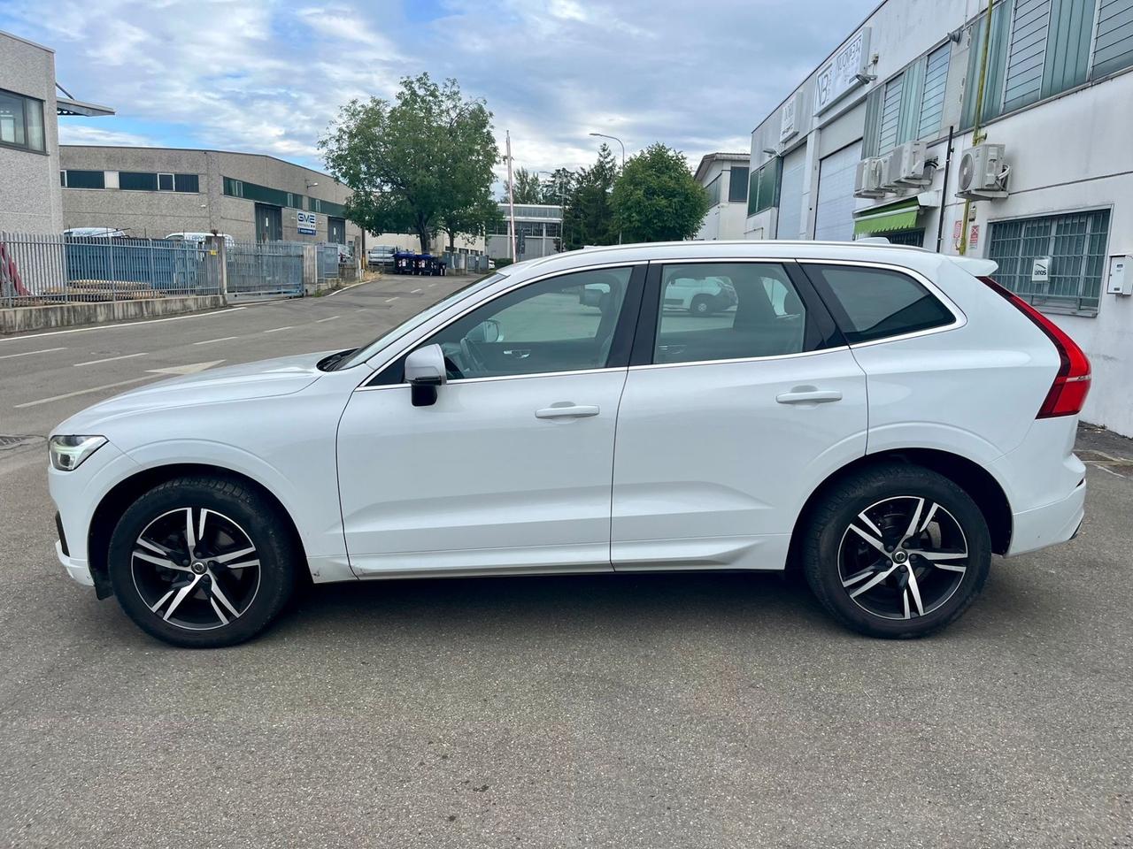 Volvo XC60 2.0d 4x4 R-Design 2018 139.000km perfetta