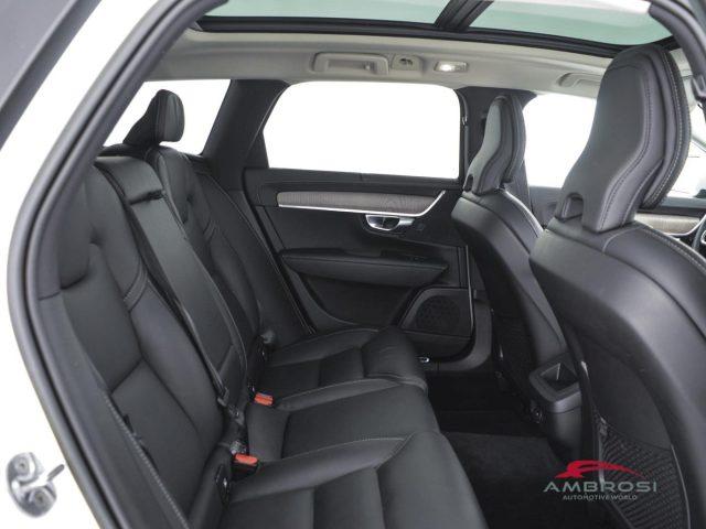 VOLVO V90 Cross Country 2.0 b5 Plus awd auto