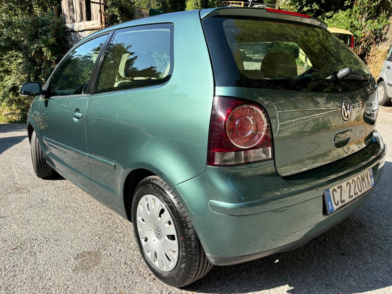 Volkswagen Polo 1.4/75CV 16V 3p. Sportline