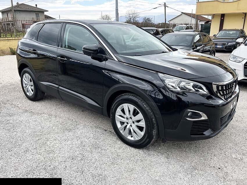 PEUGEOT 3008 1.2 BENZINA NAVI-AUTOMATICA