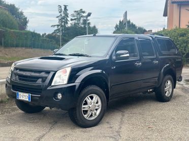 Isuzu D-Max 3.0 TD cat Crew Cab 4WD Pup. LS Aut. EU4