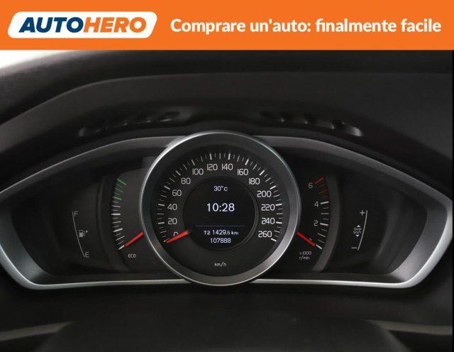 VOLVO V40 Cross Country D2 Business