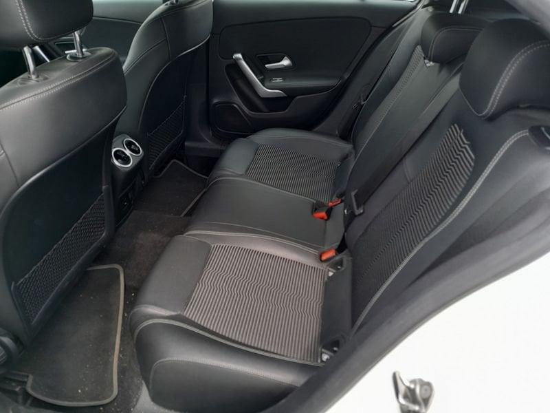 Mercedes-Benz Classe A A 180 d Automatic IVA ESPOSTA PREZZO PROMO CON FINANZIAMENTO