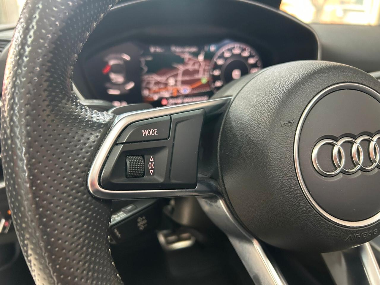 Audi TT Roadster 2.0 TFSI quattro S tronic line