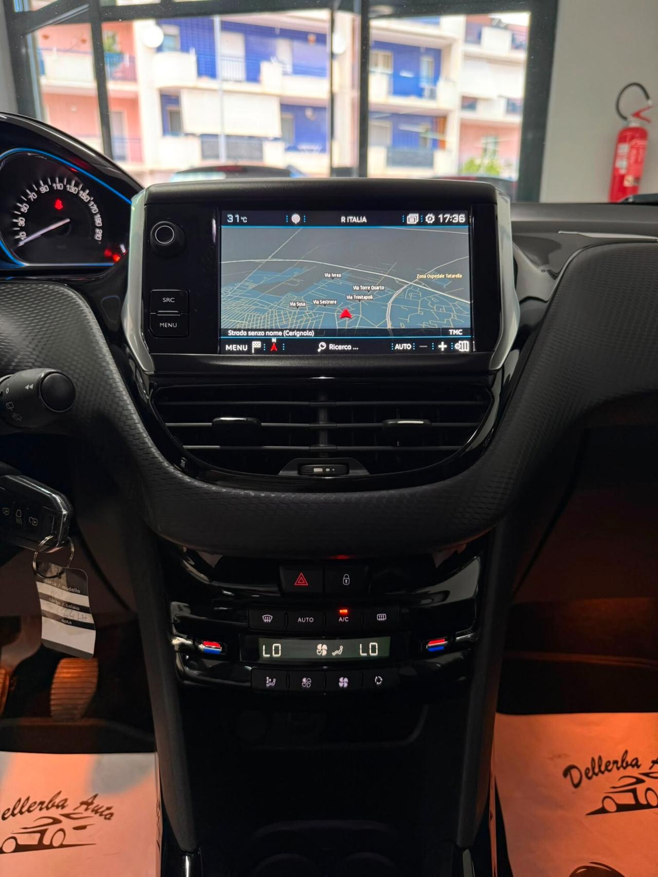 Peugeot 2008 BlueHDi 100 S&S Allure
