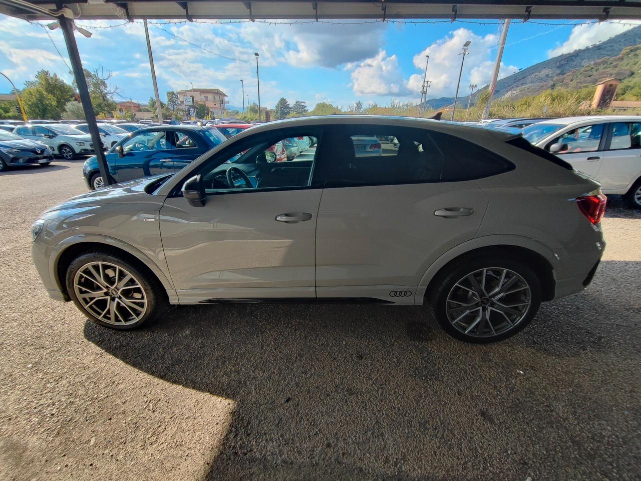 Audi Q3 SPB 40 TDI quattro S tronic line edition