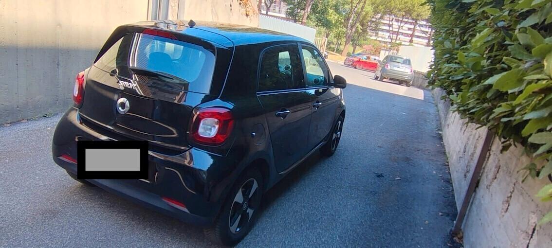 Smart ForFour 70 1.0 Youngster