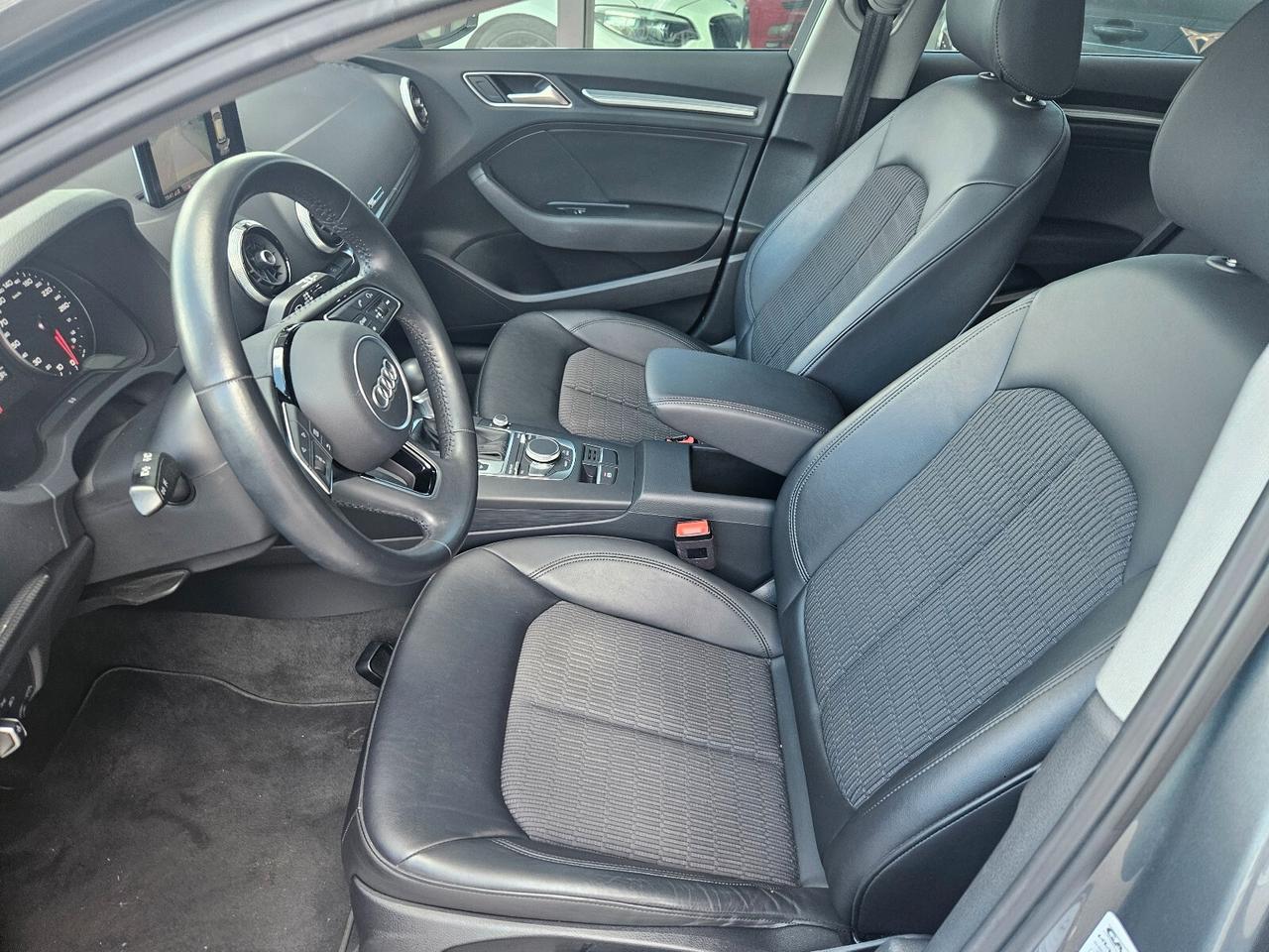 Audi A3 SPB 35 TDI S tronic Design - S-Line