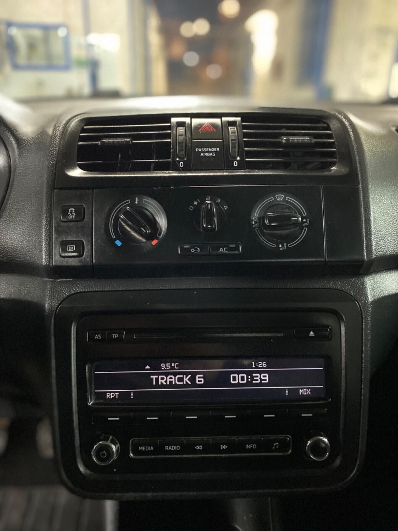 Skoda Roomster 1.2 tdi 75CV Ambition 2014