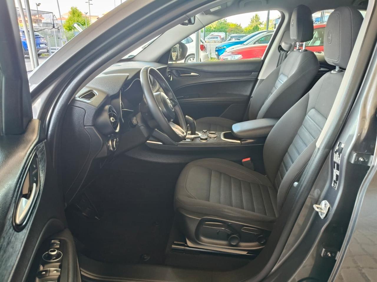 Alfa Romeo Stelvio N1 2.2 Turbodiesel 190 CV AT8 RWD Business