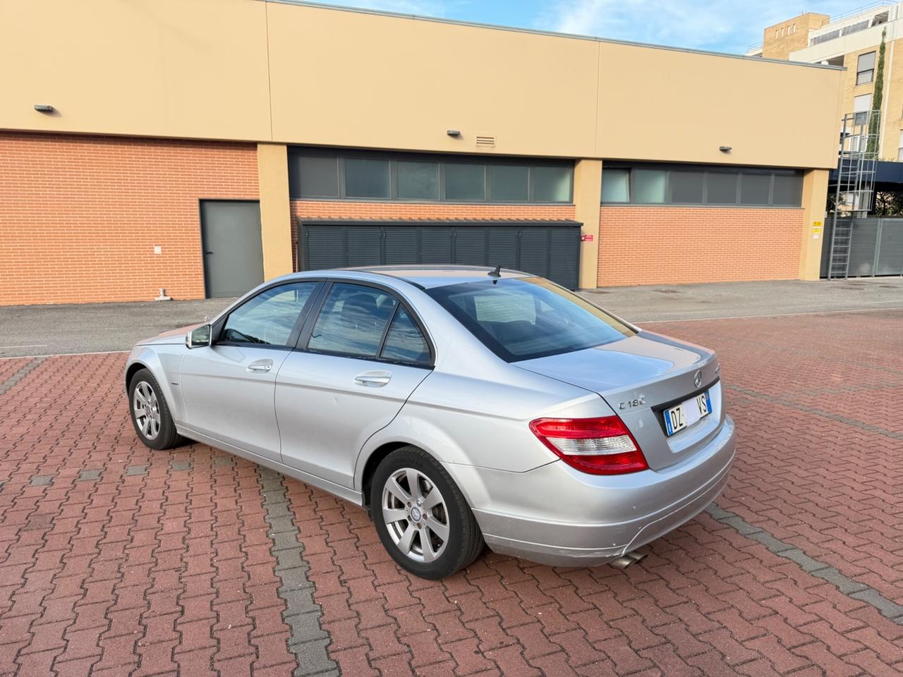 Mercedes-benz C 180 GPL Elegance *KM 70.000*