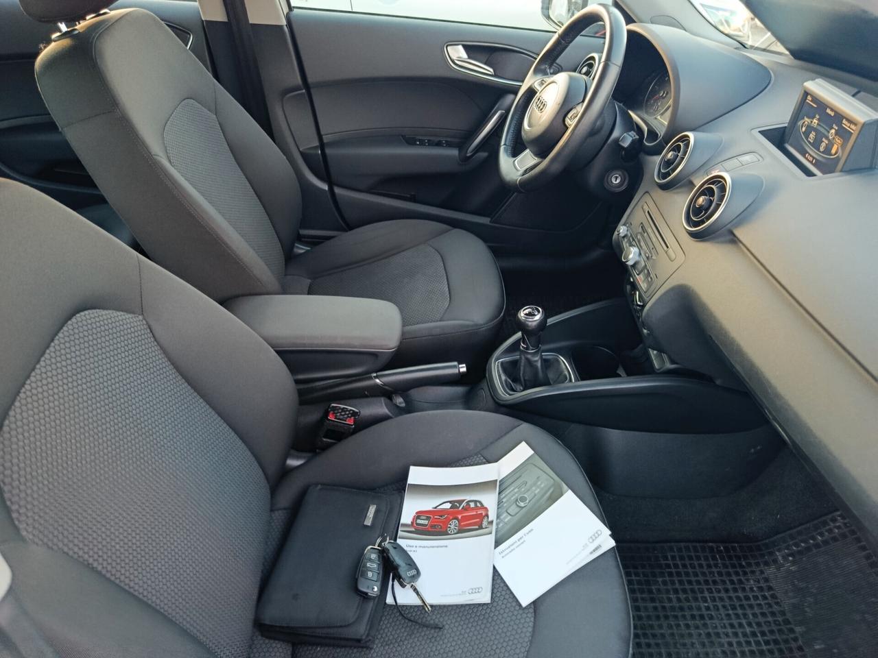 Audi A1 SPB 1.6 TDI Attraction 2014