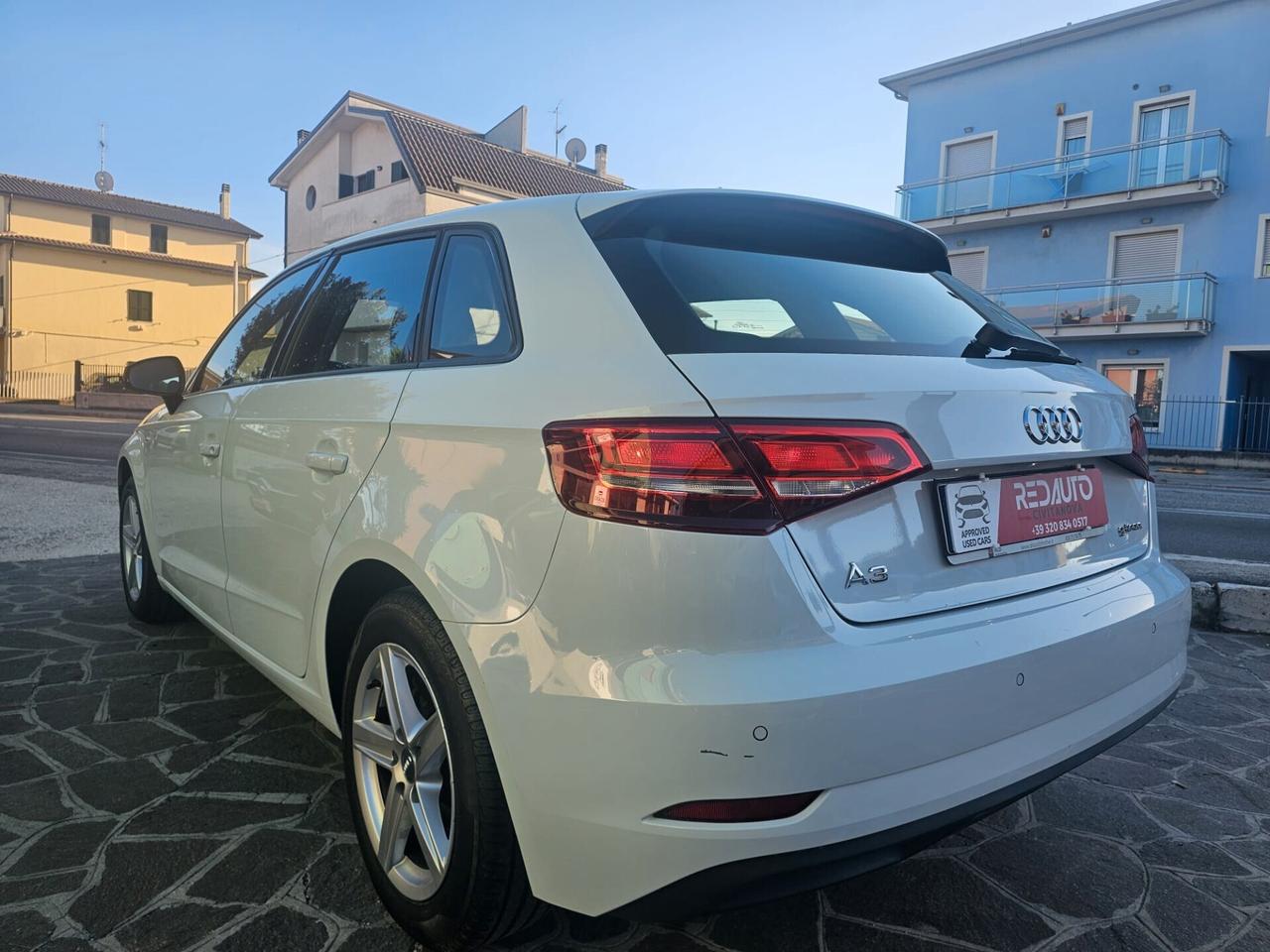 Audi A3 SPB 1.4 TFSI S tronic g-tron Business