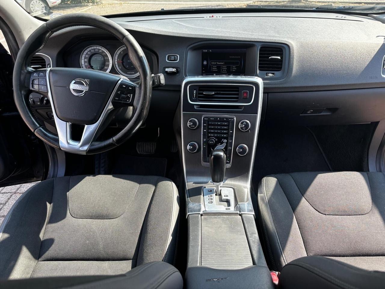 Volvo V60 D3 Geartronic Summum ..CELL 320 147 1147 WUATSAPP