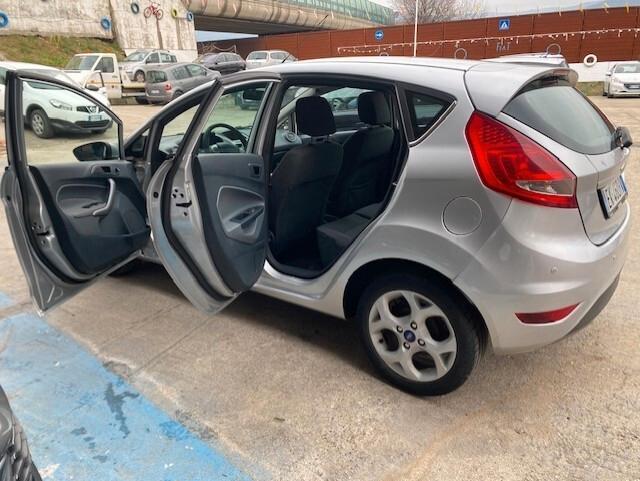 Ford Fiesta 1.4 TDCi 5p. Titanium