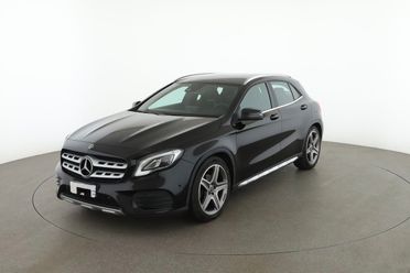 MERCEDES- BENZ GLA 200 D 136CV AMG PREMIUM PLUS 4MATIC