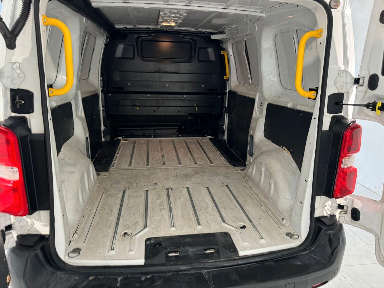 Opel Vivaro 1.5 Diesel 120cv PRONTA CONSEGNA