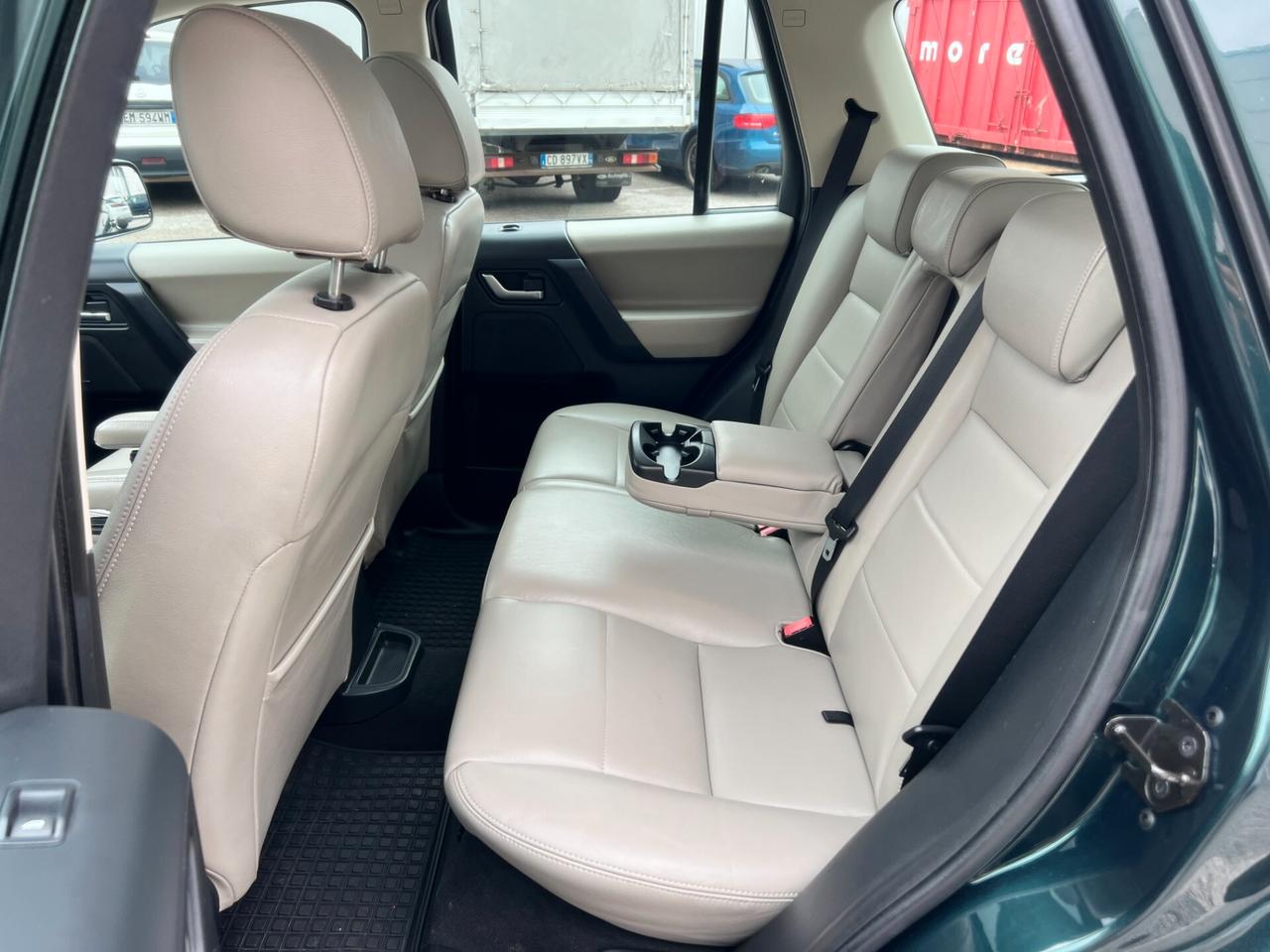 Land Rover Freelander 2.2 SD4 SE Luxury FULL OPTIONAL