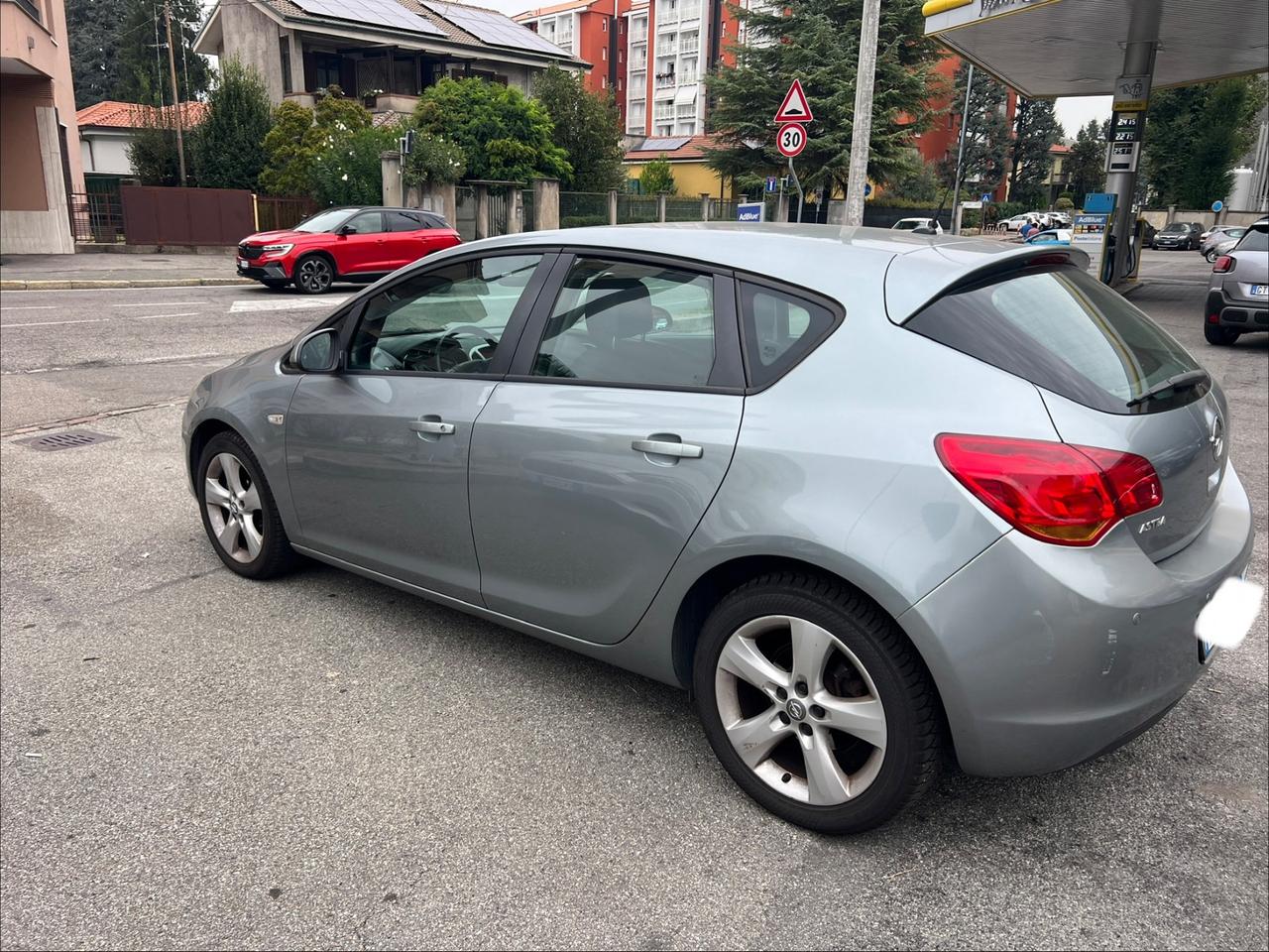 Opel Astra 1.6 115CV 5 porte Cosmo