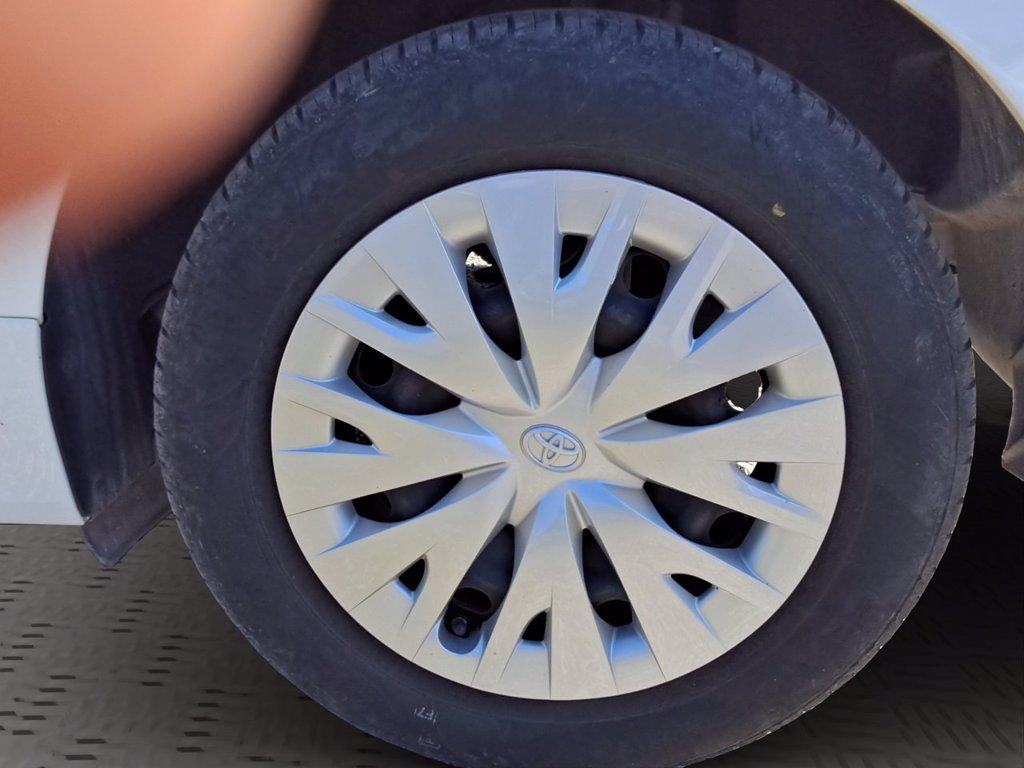 TOYOTA Yaris 1.0 active del 2023