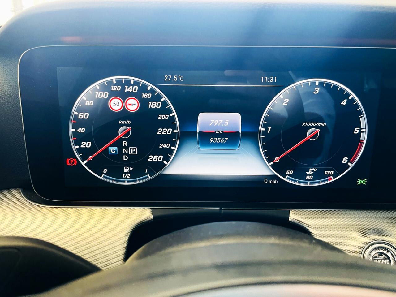 Mercedes-benz E 220 BlueTEC Sport 9G-TRONIC