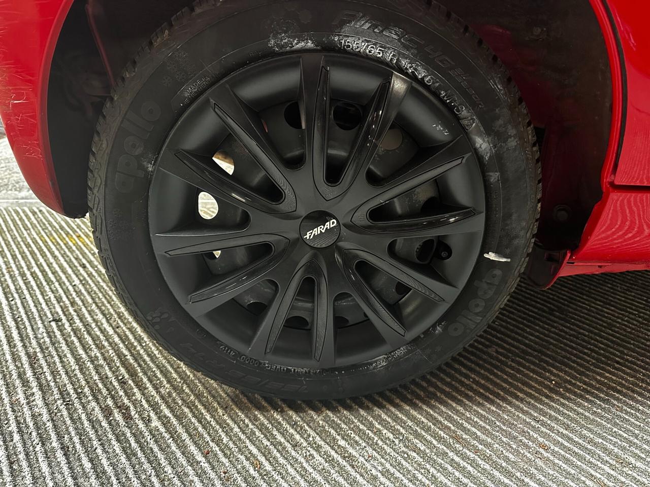 Peugeot 107 1.0 68CV 5p. Sweet Years 2Tronic