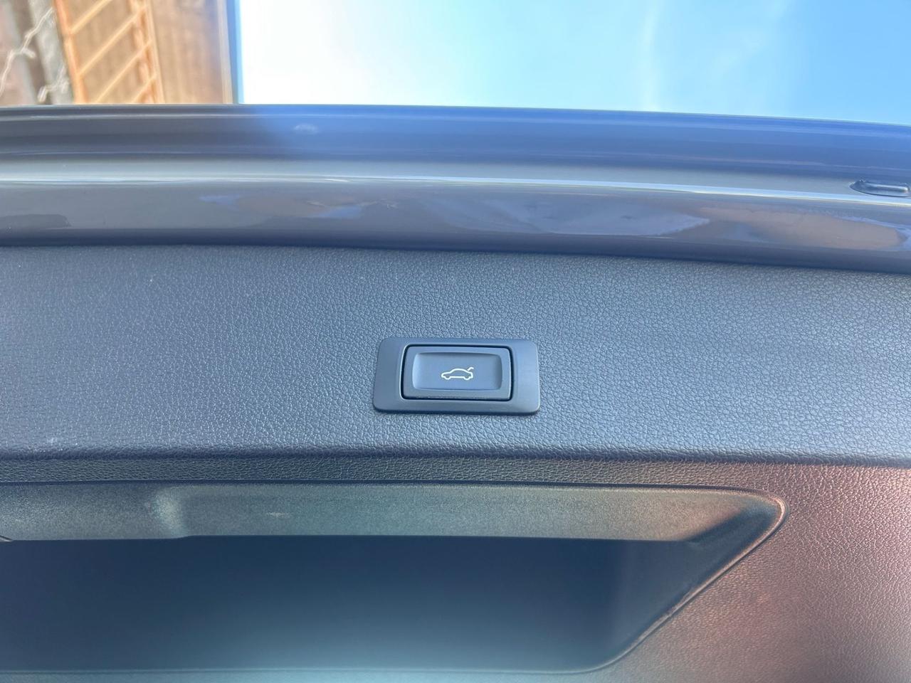 Audi Q2 30 TDI S line Edition