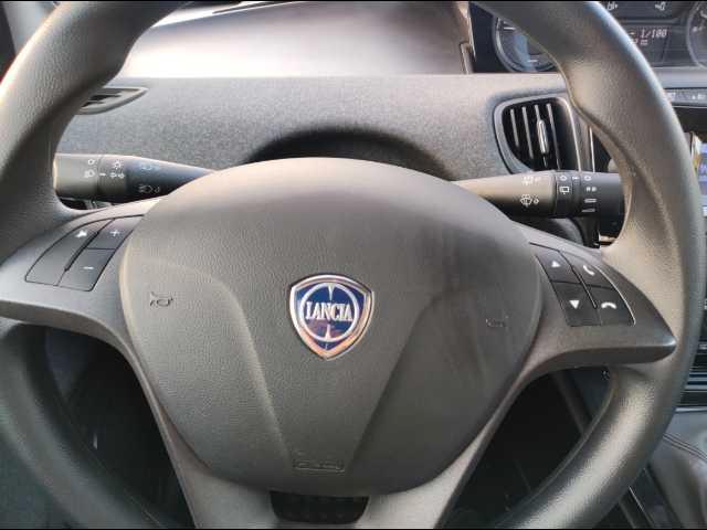 LANCIA Ypsilon 1.0 hybrid Silver s&s 70cv