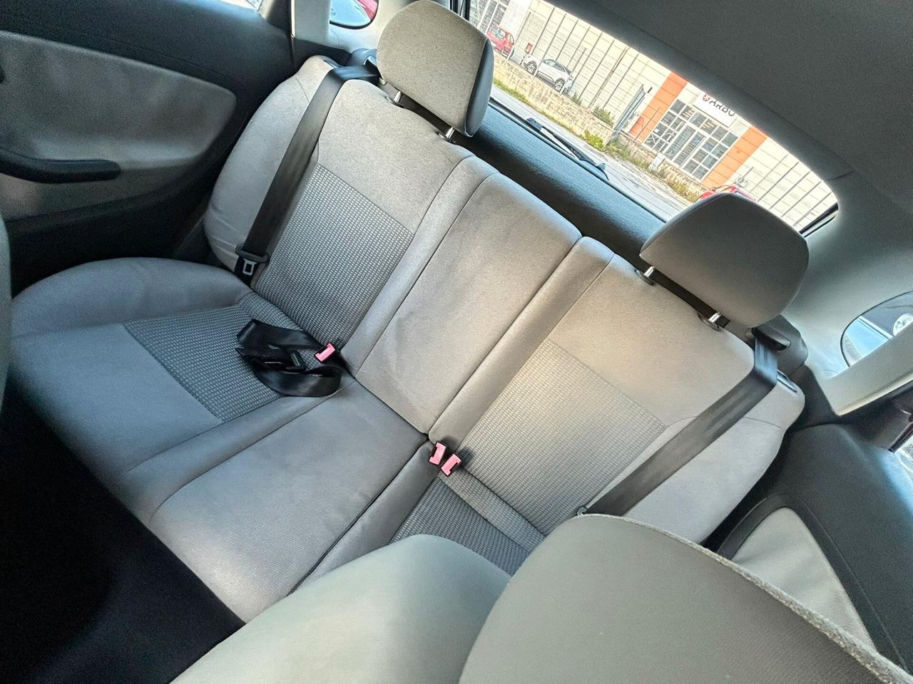 Seat Ibiza 1.4 TDI X NEO 2003