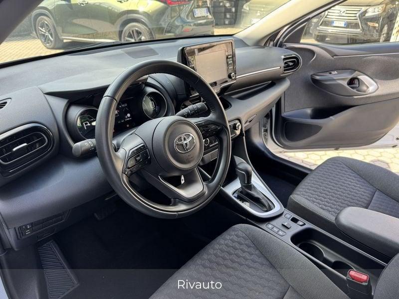 Toyota Yaris Hybrid Trend MY22