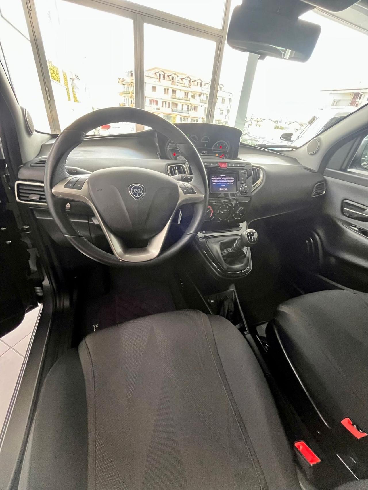 Lancia Ypsilon 1.2 69 CV 5 porte GPL Ecochic Gold
