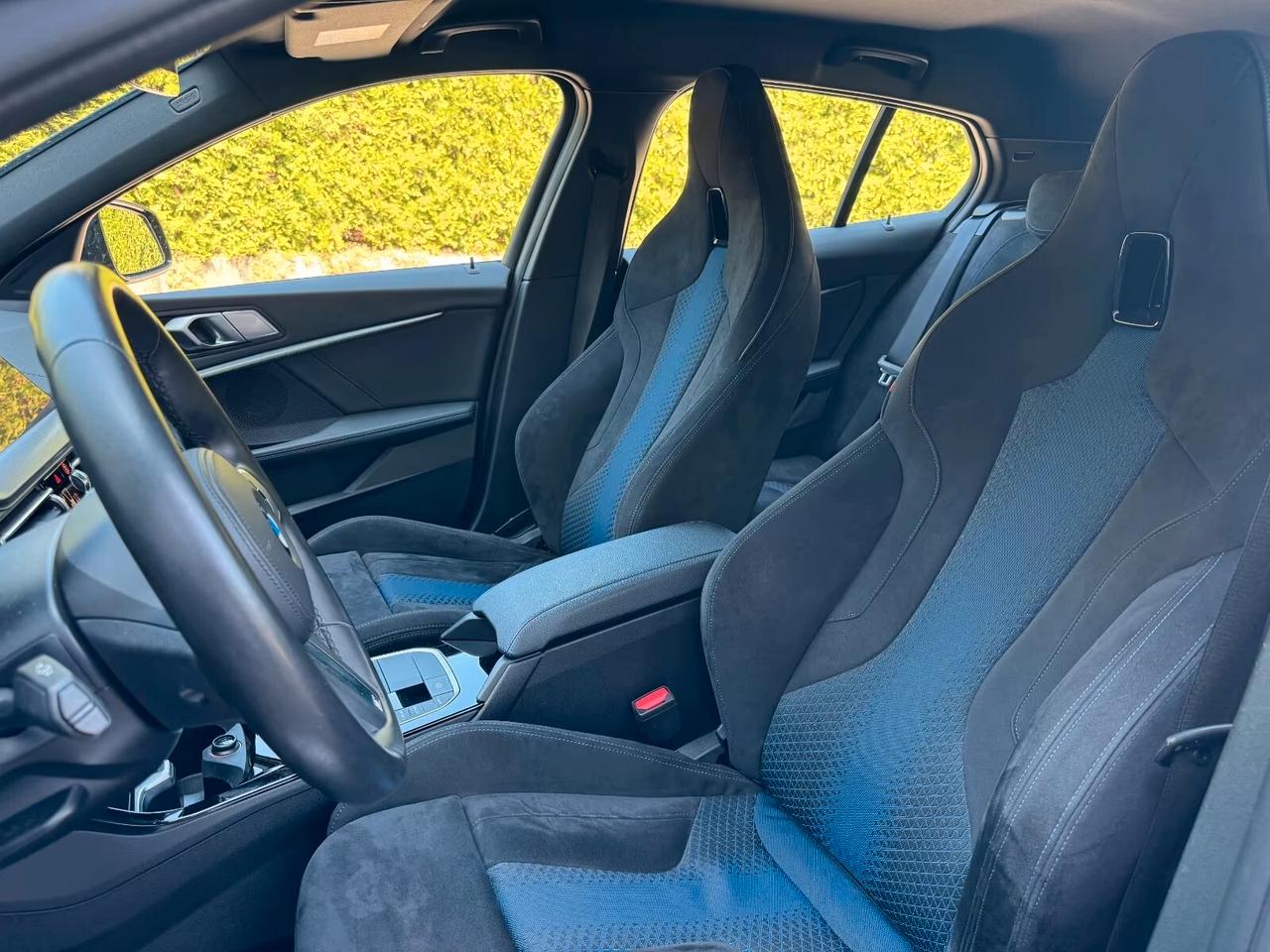 Bmw 118 d M SPORT SED.GUS KAMERA "18" APPLE CARPLAY