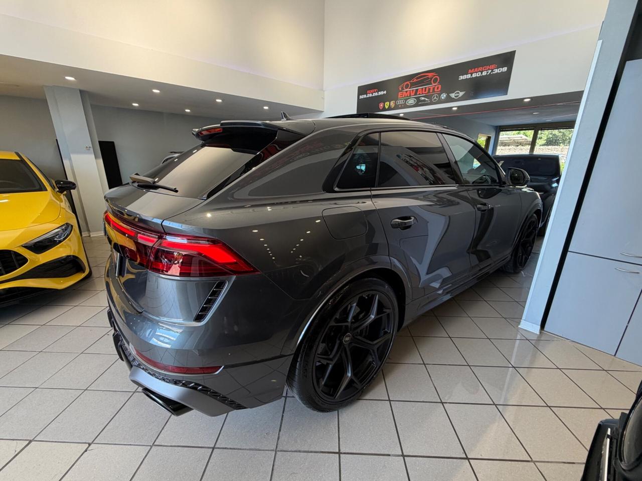 Audi RSQ8 performante641cv pronta consegna in sede
