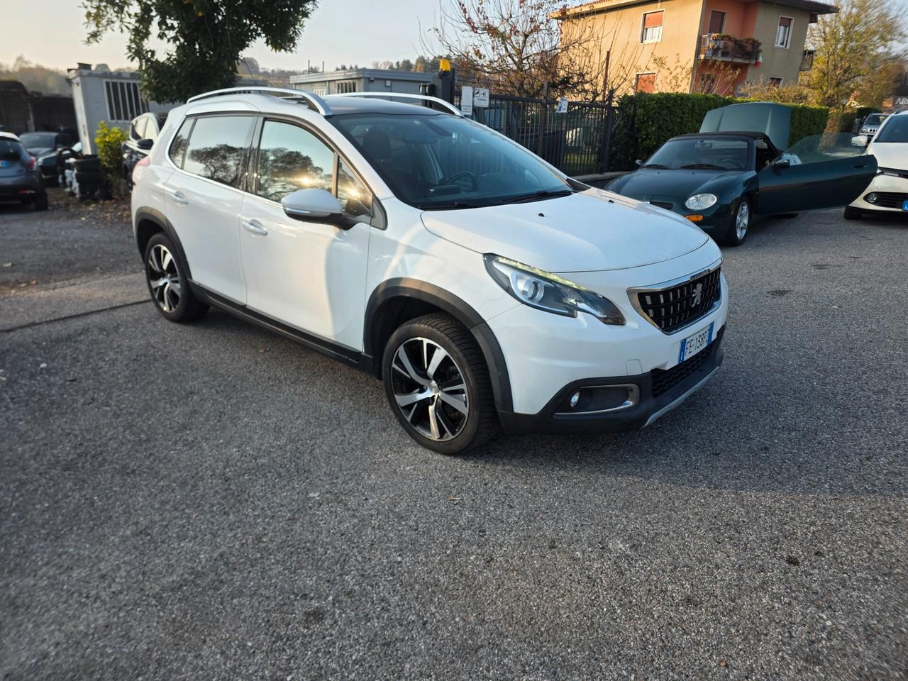 Peugeot 2008 PureTech Turbo 110 S&S Allure