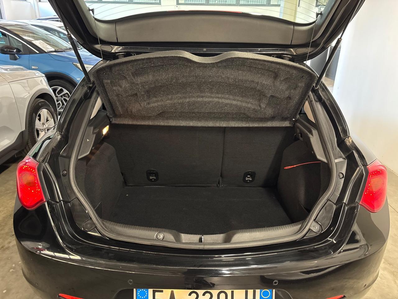 Alfa Romeo Giulietta 1.6 JTDm-2 |OK NEOPATENTATI |