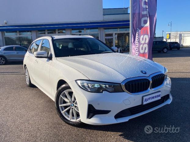 BMW 320 d 48V xDrive Touring Business Advantage