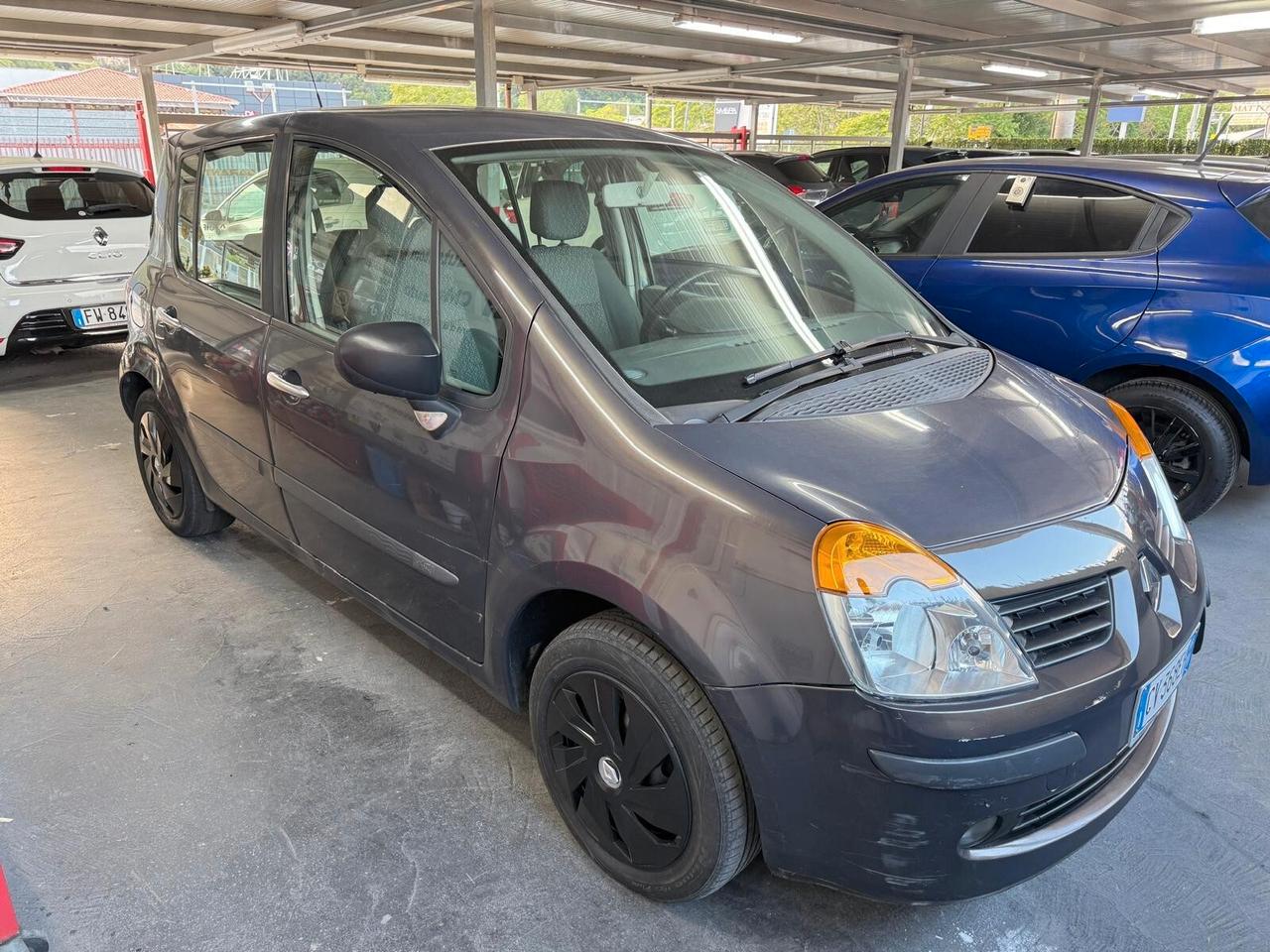 Renault Modus 1.5 dCi 82CV Confort Dynamique